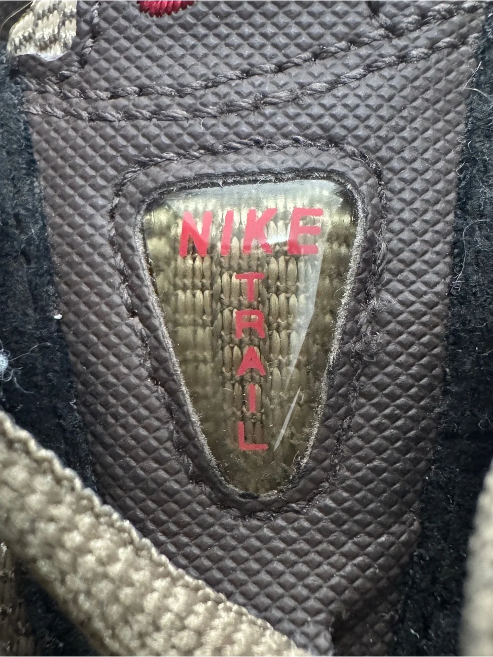 Nike Women's Beige, Brown & Pink Trail sneakers